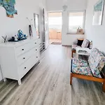 Eleonora Apartment *