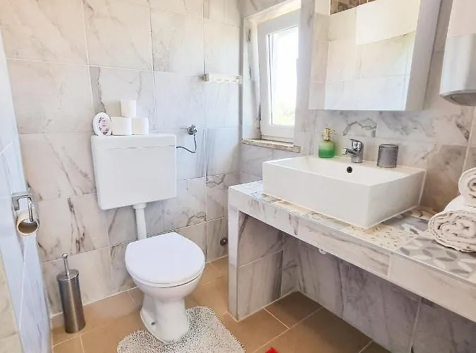 Eleonora 아파트 *